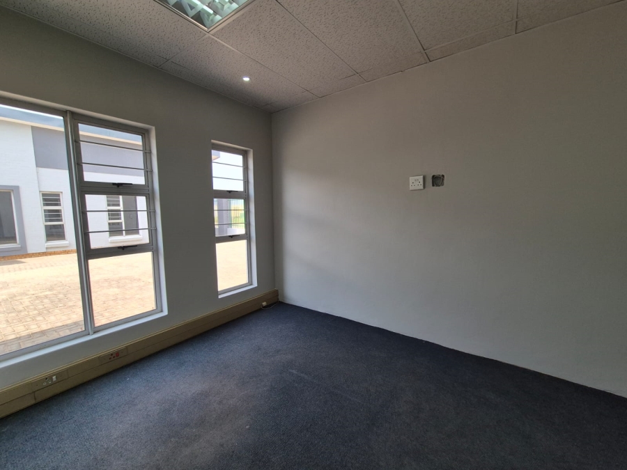 To Let Commercial Property for Rent in Vaalpark Free State